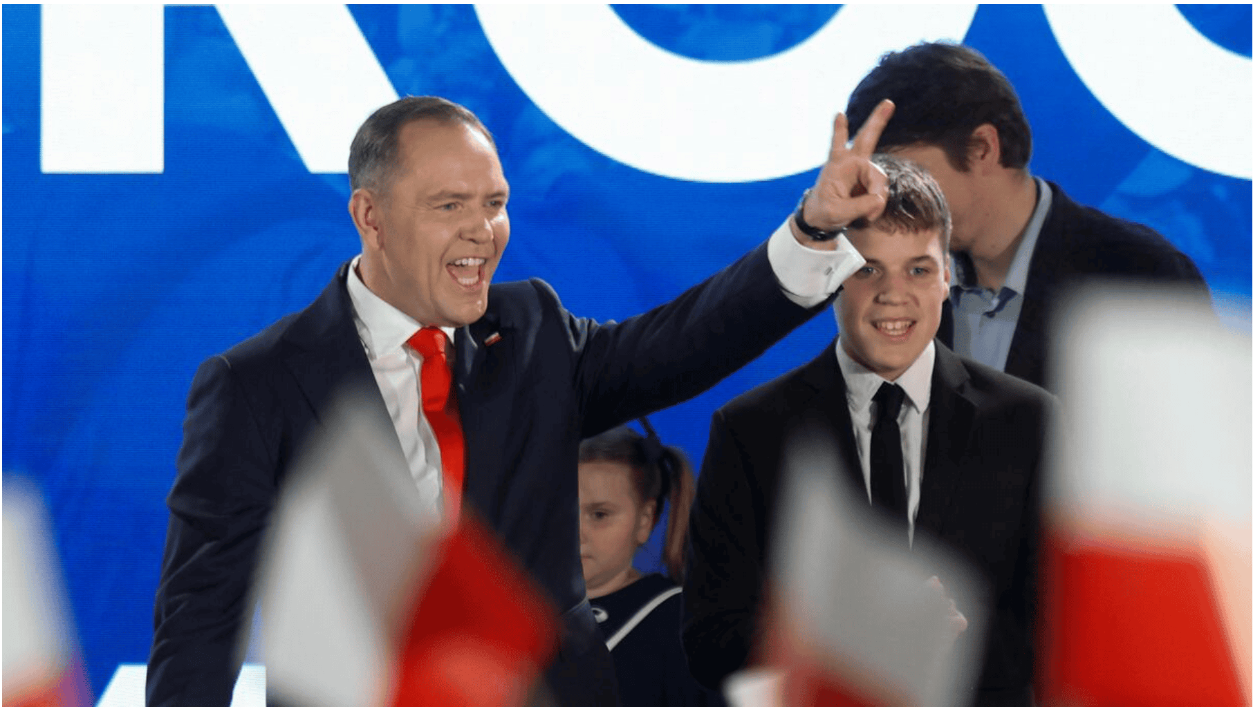Karol Nawrocki remporte la présidence polonaise avec le soutien de l'extrême droite et de l'administration américaine 1 كارول نوروكي