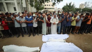 دبابات إسرائيلية تقتحم دير البلح في غزة وسط مخاوف على الرهائن
