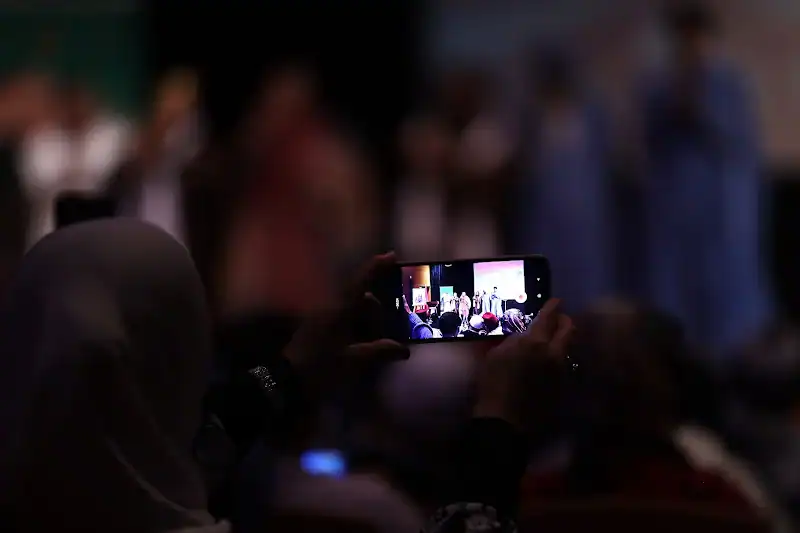 أمسية فنية تحتفي بالإبداع الموسيقي والتشكيلي في الدار البيضاء