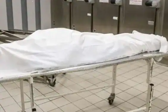 Un crime choquant à Casablanca : Un chauffeur de taxi poignarde à mort une jeune femme et disparaît. 1 جريمة مروعة في الدار البيضاء.. سائق تاكسي يطعن شابة حتى الموت ويختفي.