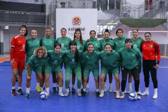 L'équipe féminine marocaine de football en salle participe à un tournoi international au Brésil en vue de la Coupe du monde. 1 منتخب المغرب النسوي لكرة القدم داخل القاعة يشارك في بطولة دولية بالبرازيل استعداداً لكأس العالم