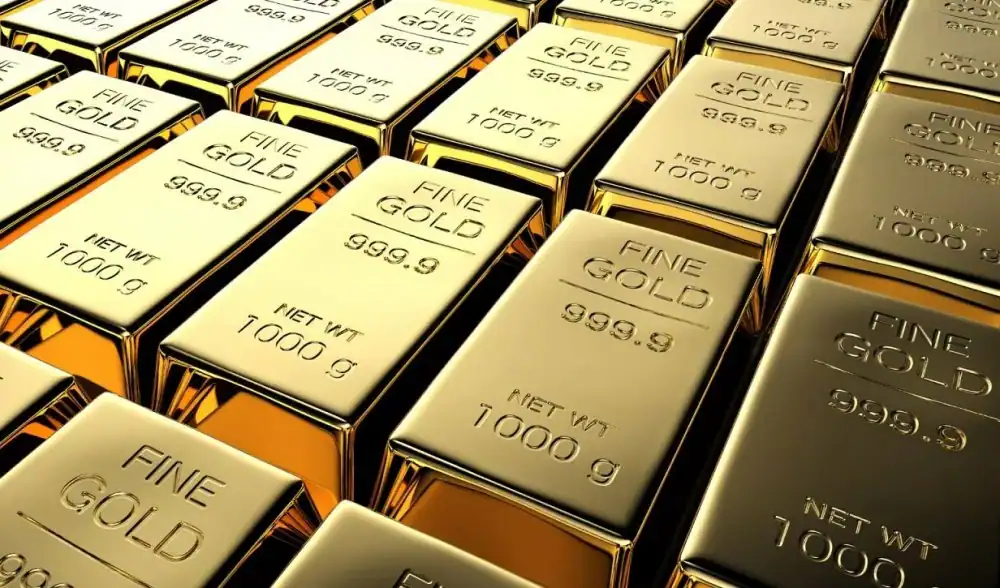 تراجع أسعار الذهب إلى أدنى مستوى لها بفعل قوة الدولار