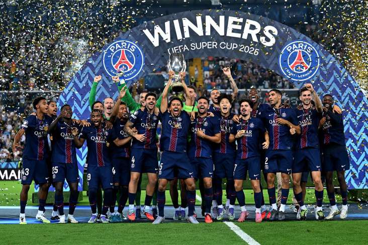 Le Paris Saint-Germain remporte son premier titre de champion de France en Supercoupe de l'UEFA après une remontée palpitante 1 باريس سان جيرمان يحقق أول لقب فرنسي في السوبر الأوروبي بعد ريمونتادا مثيرة