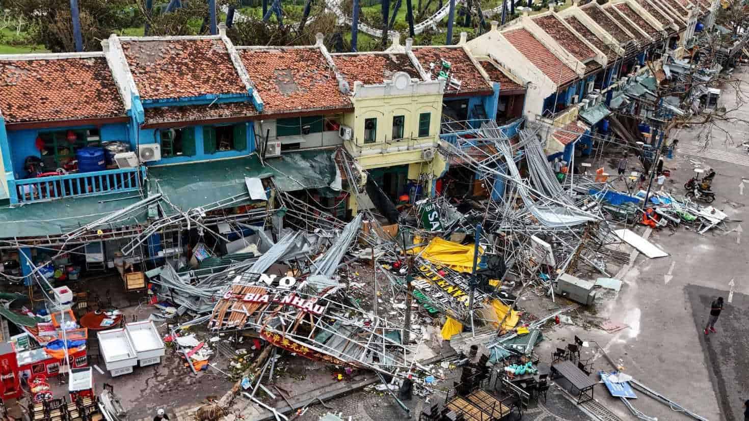 Le typhon Kajiki fait des victimes et des dégâts dans le nord de la Thaïlande 1 الإعصار كاجيكي يخلف ضحايا ودماراً في شمال تايلاند