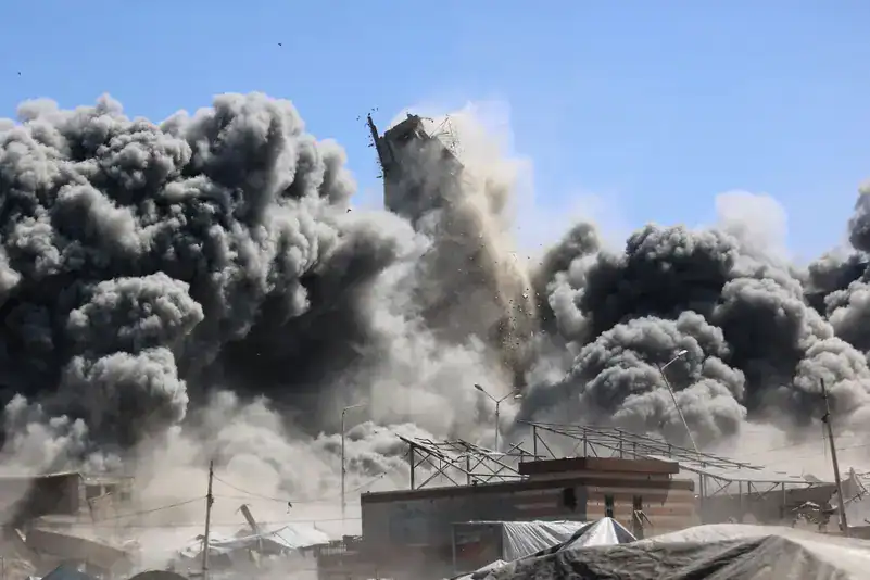 Gaza sous le feu. L'escalade israélienne fait des dizaines de morts 1 غزة تحت القصف.. تصعيد إسرائيلي يخلف عشرات القتلى