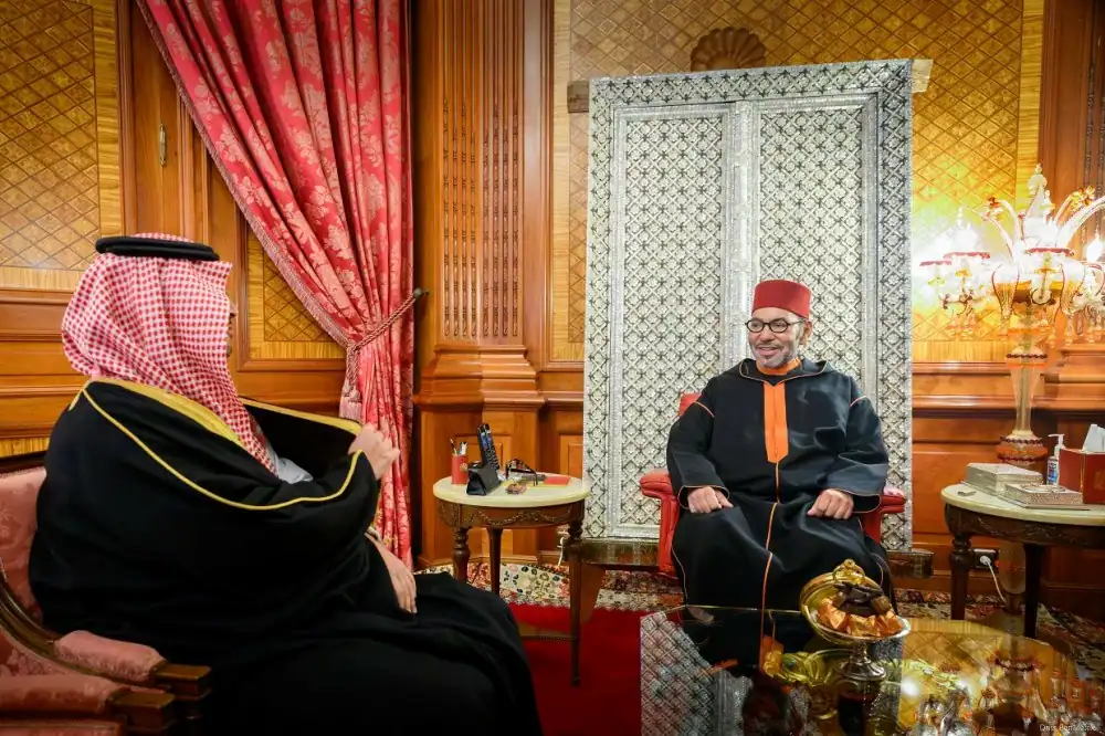 جلالة الملك يستقبل مبعوثًا من خادم الحرمين الشريفين وولي عهد المملكة العربية السعودية
