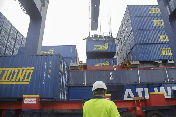 La route commerciale maritime Cadix-Casablanca reprend après des années d'interruption 1 استئناف خط التجارة البحرية بين قادس والدار البيضاء بعد سنوات من التوقف