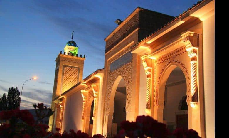 Réhabilitation de 2069 mosquées à travers le Royaume depuis 2010 1 تأهيل 2069 مسجدا بمختلف جهات المملكة منذ 2010