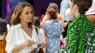 نجمة «Emily in Paris» تستعد لإنتاج فيلم إثارة وأكشن يُصوَّر في المغرب