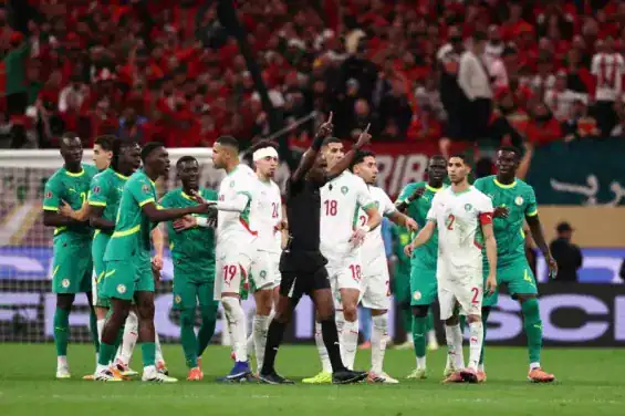 سفارة المغرب في السنغال تدعو إلى التهدئة بعد قرار الكاف