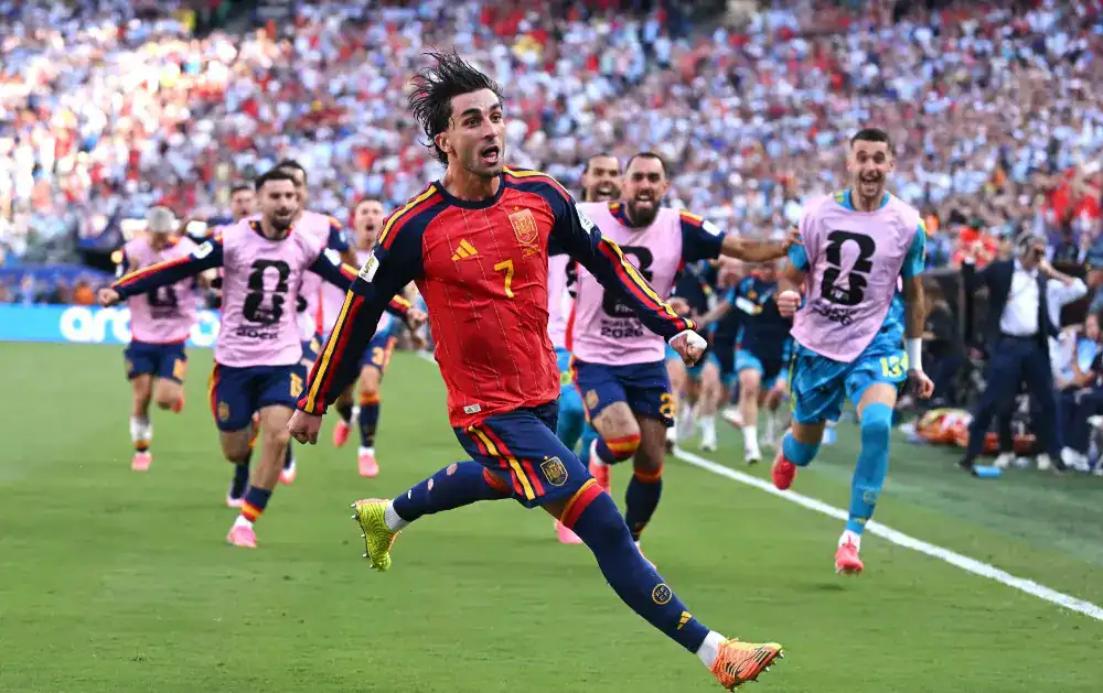 توريس يطلق رصاصة اللقب.. إسبانيا تُسقط الأرجنتين وتعيد كأس العالم إلى مدريد