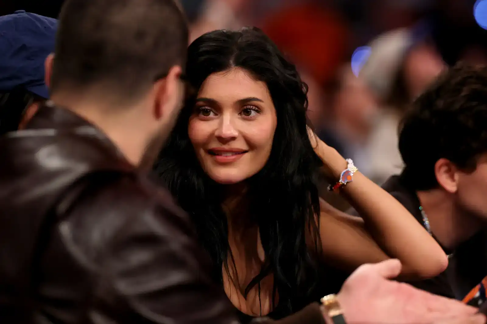 Kylie Jenner fait à nouveau parler d'elle après s'être exprimée sur la rumeur selon laquelle elle serait enceinte de Timothée Chalamet 1 كايلي جينر تثير الجدل مجددا بعد حديثها عن شائعة الحمل من تيموثي شالاميه