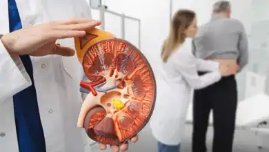 مشروب بسيط يحمي الكلى أفضل من البدائل المعززة.. الخبراء يحسمون الجدل