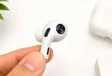 آبل تؤخر طرح سماعات AirPods المزودة بالكاميرات حتى 2027