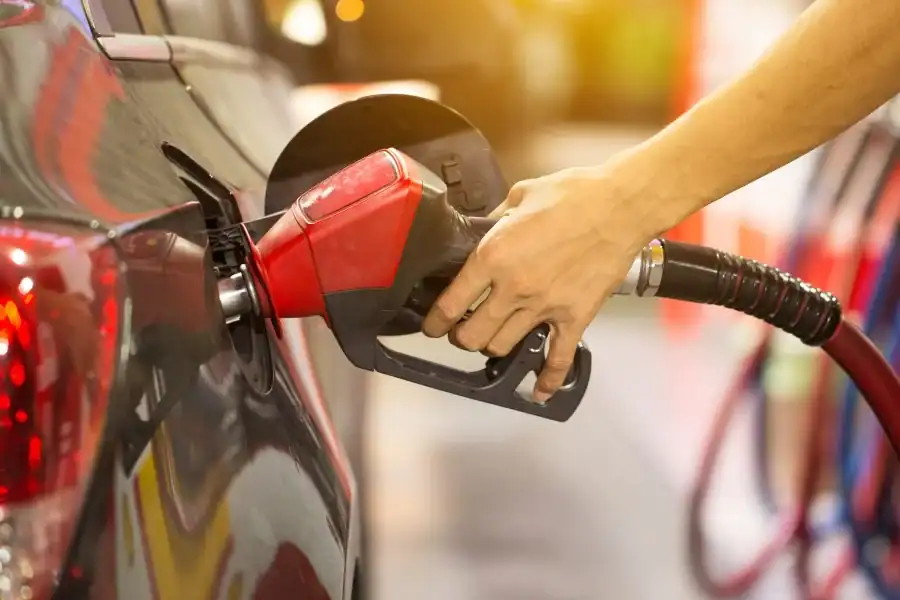 Nouvelle hausse des prix des carburants au Maroc : le gazole bondit de 34 centimes 1 ارتفاع جديد في أسعار المحروقات بالمغرب والغازوال يقفز 34 سنتيما