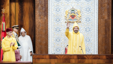 الملك يفتتح البرلمان الجديد وسط انتظار خطاب يحدد أولويات خمس سنوات