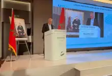 Al-Khalī' lie le développement de l'Afrique à la modernisation et au financement du réseau ferroviaire