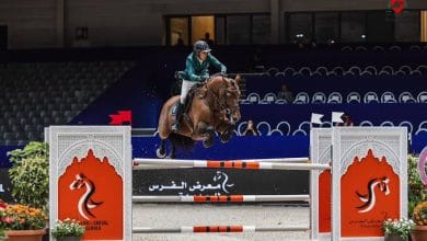 ولي العهد الأمير مولاي الحسن يسلم الجائزة الكبرى للقفز على الحواجز بالجديدة