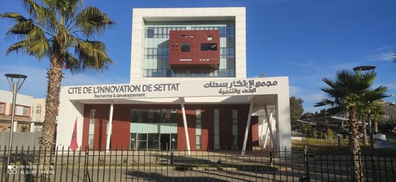 جامعة الحسن الأول تفتتح موسمها الجامعي بمحاضرة عن الدبلوماسية المغربية 1 محاضرة افتتاحية بجامعة الحسن الأول بسطات حول حصيلة الدبلوماسية المغربية