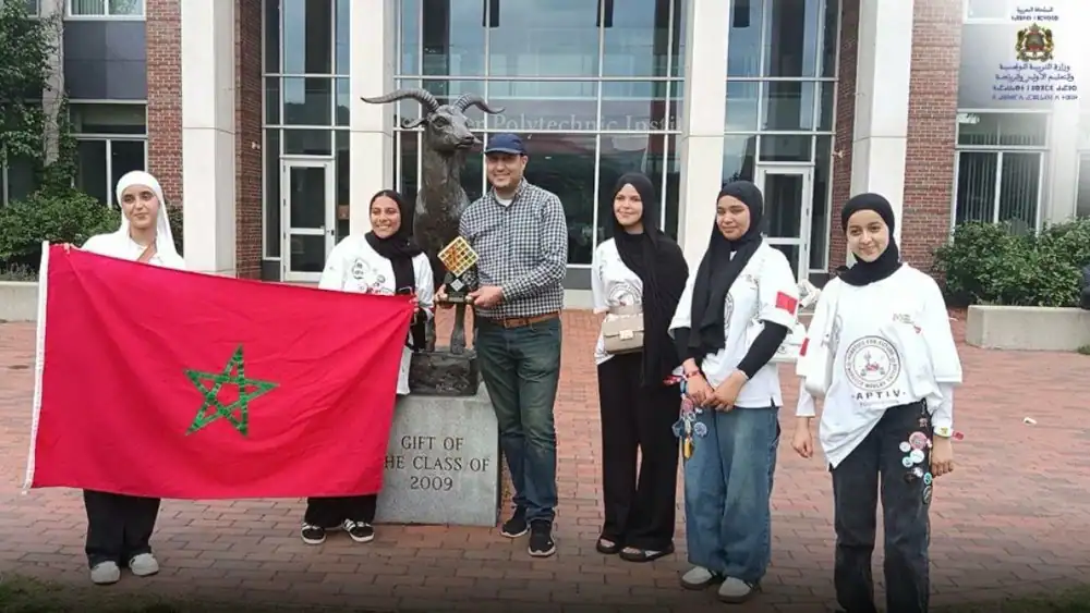 Le Maroc couronné champion du monde de robotique pour la deuxième année consécutive 1 بطل العالم في الروبوتات