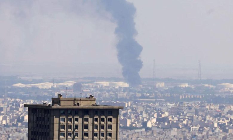 Le ministre israélien de la défense annonce le bombardement de la prison d'Evin et du quartier général de Téhéran قصف السجن