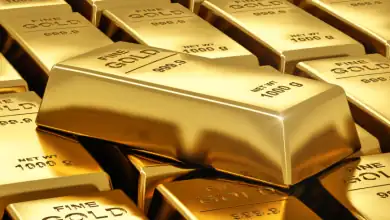 أسعار الذهب ترتفع في ظل تراجع الدولار الأمريكي