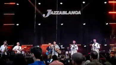 "ألوان" الجاز والغناوة.. ماجد بقّاس وفرقة Waaju يُبهران جمهور Jazzablanca 2025