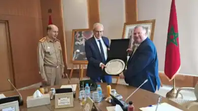 المغرب وفرنسا يعززان شراكتهما الدفاعية بإنشاء لجنة مشتركة للتسليح