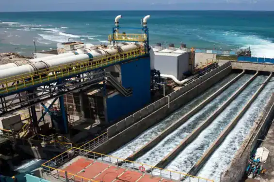 La région de Casablanca-Settat accélère la construction de 28 usines de dessalement pour faire face au stress hydrique 1 جهة الدار البيضاء-سطات تسرّع تنفيذ 28 محطة لتحلية المياه لمواجهة الإجهاد المائي