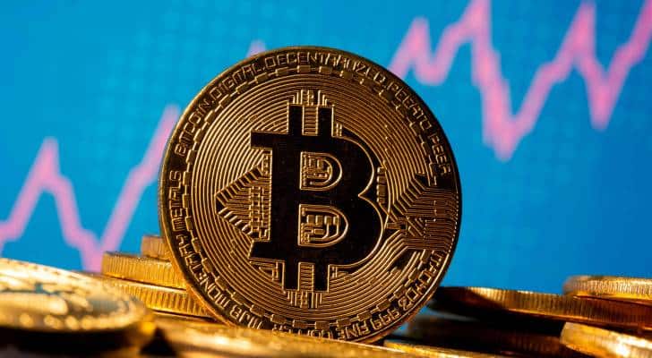البيتكوين تتجاوز 109 آلاف دولار بدعم من التفاؤل التجاري والأسواق العالمية