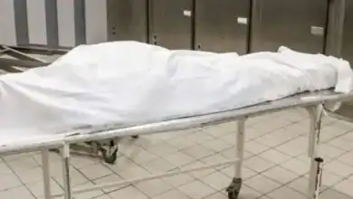 جريمة مروعة في الدار البيضاء.. سائق تاكسي يطعن شابة حتى الموت ويختفي.