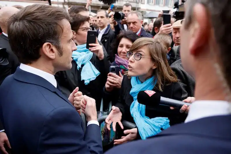 Deux tiers des Français appellent à la démission de Macron sur fond de crise politique 1 ثلثا الفرنسيين يطالبون باستقالة ماكرون وسط أزمة سياسية