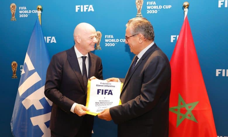 رئيس الفيفا يثني على التقدم المذهل لتحضيرات المغرب لمونديال 2030