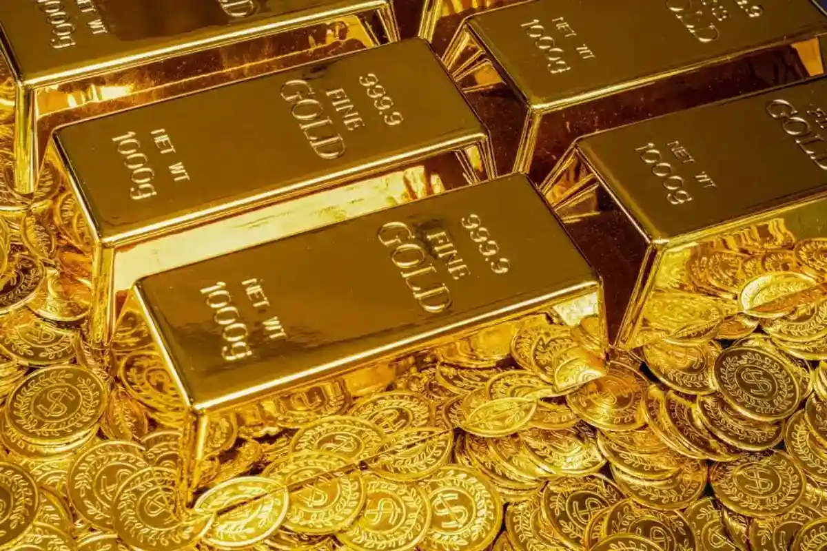L'or atteint son plus haut niveau historique et se dirige vers sa meilleure performance mensuelle depuis 2011 1 الذهب يسجل أعلى مستوى في تاريخه ويتجه لأفضل أداء شهري منذ 2011