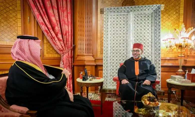 جلالة الملك يستقبل مبعوثًا من خادم الحرمين الشريفين وولي عهد المملكة العربية السعودية