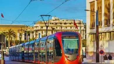المغرب يعلن عن خطة استثمارية ضخمة في قطاع النقل بقيمة 160 مليار دولار بحلول 2030