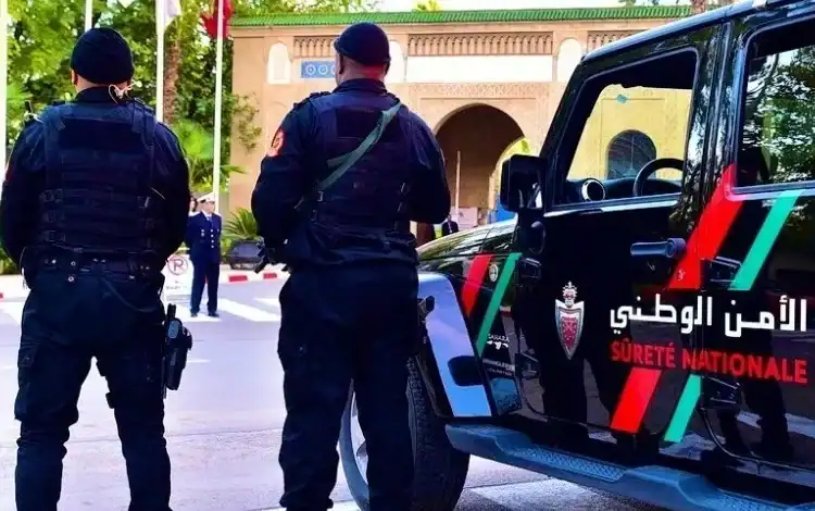 La police arrête un suspect de viol et de vol à Casablanca 1 الشرطة تُلقي القبض على مشتبه به في جريمة اغتصاب وسرقة بالدار البيضاء
بقلم: فردوس نعيم – 29 أكتوبر 2025