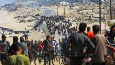 آلاف الفلسطينيين يعودون إلى شمال غزة بعد دخول الهدنة حيّز التنفيذ