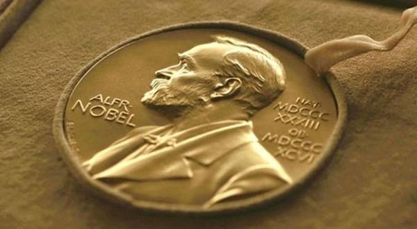 Les lauréats du prix Nobel de médecine de la dernière décennie : Les découvertes qui ont redéfini la médecine moderne 1 الفائزون بجائزة نوبل للطب خلال العقد الأخير: اكتشافات أعادت تعريف الطب الحديث