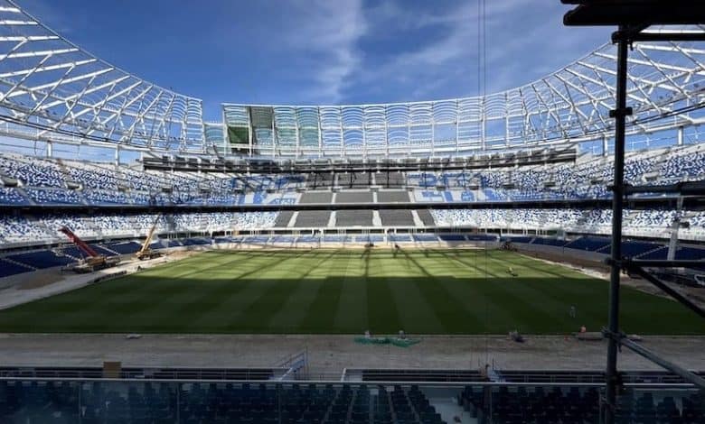 طنجة تستعد لافتتاح ملعبها الكبير قبل استضافة مباراتي "الأسود" 1 طنجة تستعد لافتتاح ملعبها الكبير قبل استضافة مباراتي "الأسود"