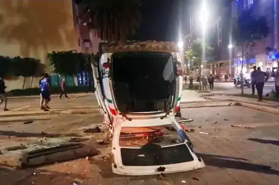 المغرب: أحكام بالسجن تصل إلى 15 سنة ضد 17 متهمًا في أحداث الشغب بـ"آيت عميرة" 1 المغرب: أحكام بالسجن تصل إلى 15 سنة ضد 17 متهمًا في أحداث الشغب بـ"آيت عميرة"
