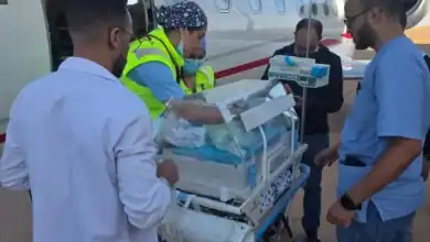 عملية إنقاذ دقيقة: نقل رضيع خديج من الرشيدية إلى الرباط عبر الإسعاف الجوي