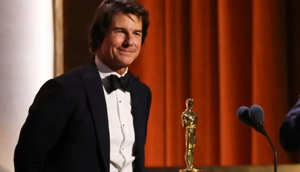 Après avoir reçu un Oscar d'honneur. Le discours émouvant de Tom Cruise au public18 November 202510:10 1 بعد منحه الأوسكار الفخرية.. خطاب مؤثر من توم كروز للجمهور