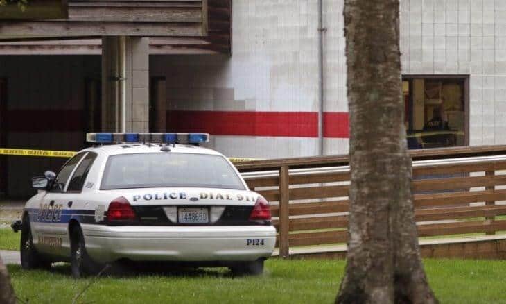 معلمة أمريكية تحصل على 10 ملايين دولار بعد إصابتها برصاص تلميذها 1 معلمة أمريكية تحصل على 10 ملايين دولار بعد إصابتها برصاص تلميذها