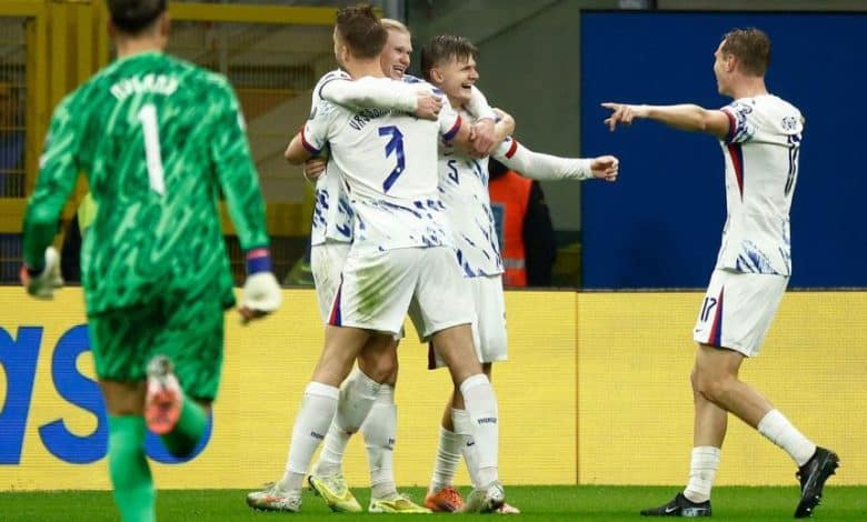 النرويج تحجز بطاقة مونديال 2026 لأول مرة منذ 1998.. وإيطاليا تسقط في فخ الملحق مجددًا 1 النرويج تحجز بطاقة مونديال 2026 لأول مرة منذ 1998.. وإيطاليا تسقط في فخ الملحق مجددًا