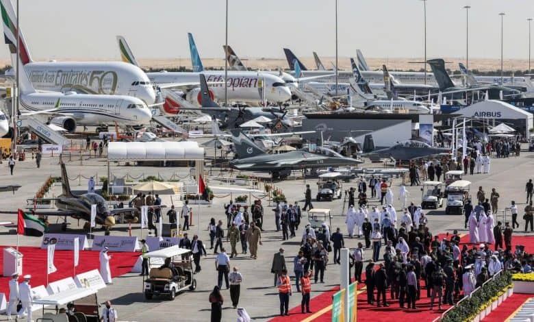La 19e édition du salon aéronautique de Dubaï démarre en fanfare : Le Maroc brille par sa forte participation ! 1 انطلاق مثير للنسخة 19 من معرض دبي للطيران: المغرب يلمع بمشاركة قوية!