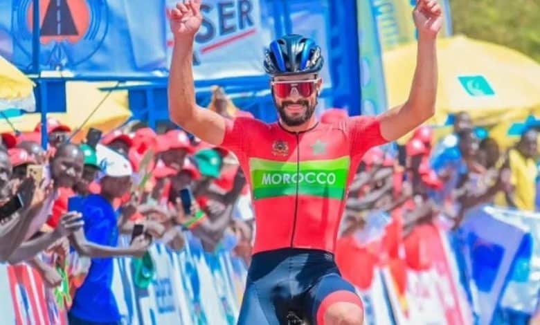 الدراج المغربي إدريس علواني يعتلي منصة التتويج الإفريقية ببرونزية ضد الساعة