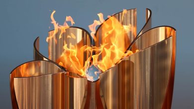 أولمبياد ميلانو-كورتينا 2026: شعلة الشتاء تنطلق من أولمبيا تحت المطر