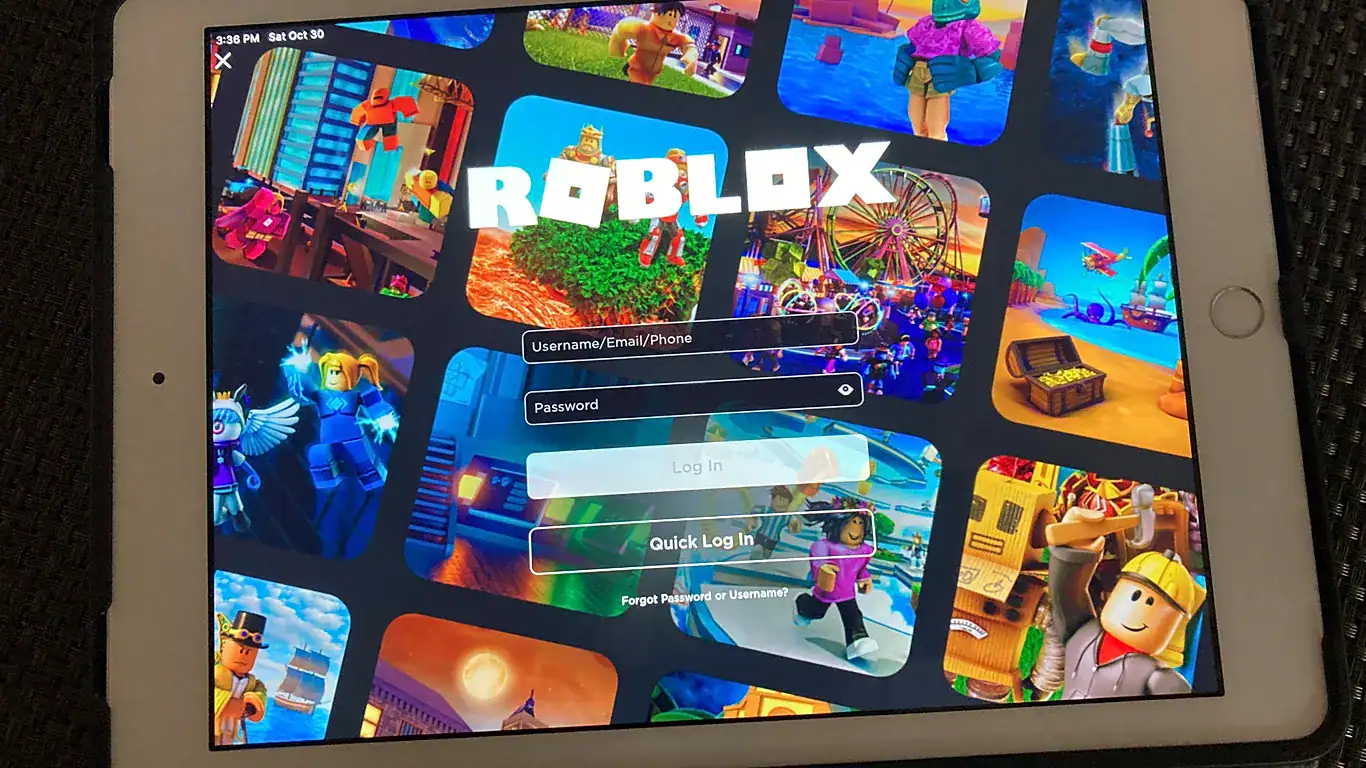 L'autorité russe de régulation des médias interdit Roblox, accusé de "justifier le terrorisme". 1 هيئة تنظيم الإعلام الروسية تحظر منصة "روبلوكس" بسبب اتهامات بـ"تبرير الإرهاب"