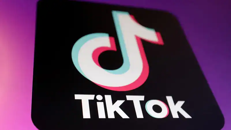 TikTok est la première source d'information des jeunes Américains 1 تيك توك يتصدر كمصدر الأخبار الأول لدى الشباب الأميركي